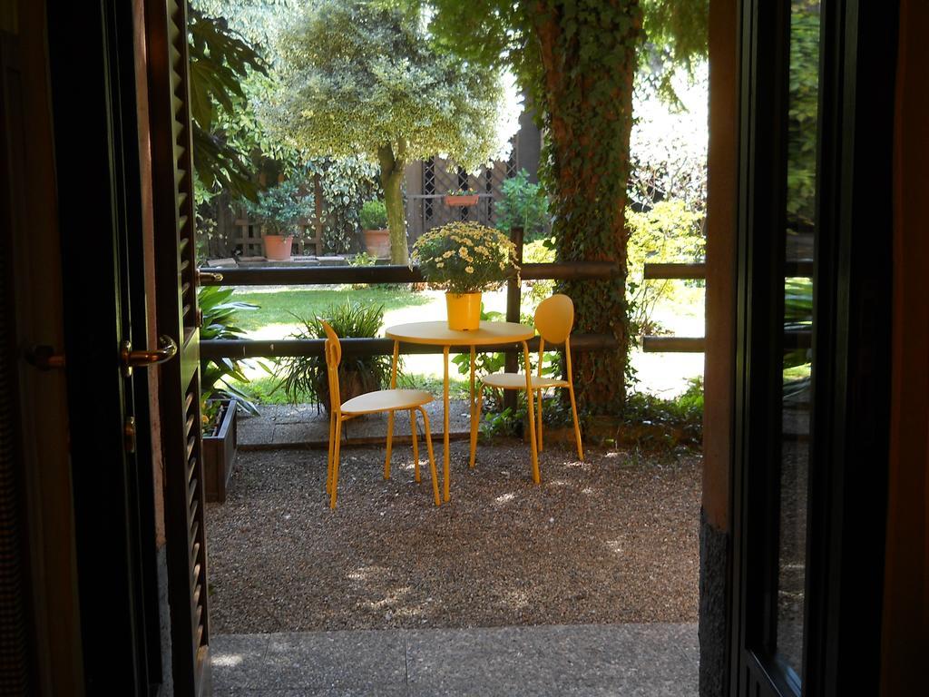 B&B Il Cortile Malpensa Casorate Sempione Bilik gambar